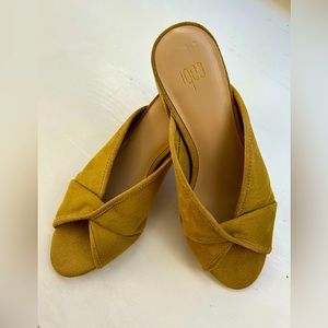 Cabi Sandals Size 7M